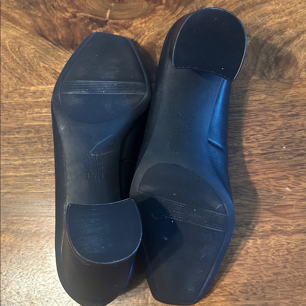 Naturalizer block heel shoes size 9 EUC - Picture 5 of 9
